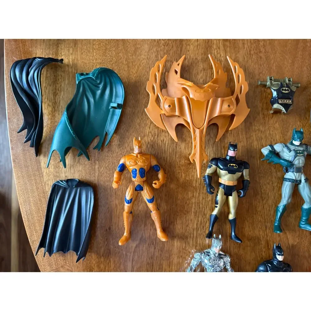 Vintage Lot Batman Animated Series Case 13 Figures Kenner Robin Twoface